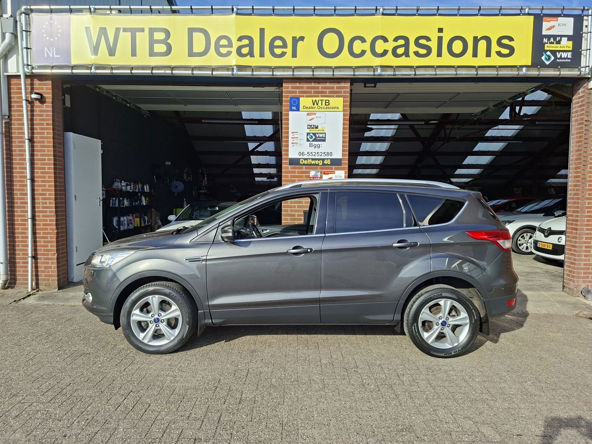 Ford Kuga 1.5 Titanium Plus, Trekhaak, Airco, Winter-pakket,, Auto's, Achterwielaandrijving, Gebruikt, Leder en Stof, Bedrijf