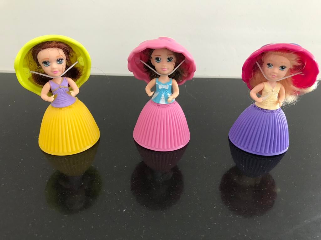 Drie cupcake surprise dolls te koop, Ophalen of Verzenden