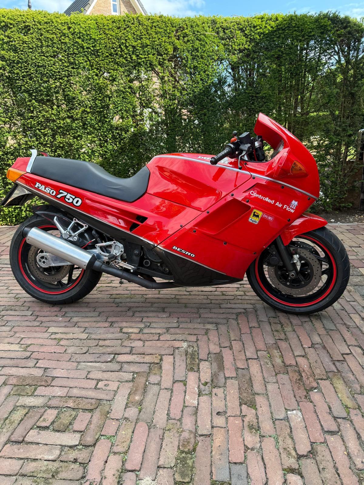 Ducati Paso 750, Motoren, Motoren | Ducati, Particulier, Naked bike, 2 cilinders, Sportuitlaat, Gebruikt, Ophalen of Verzenden