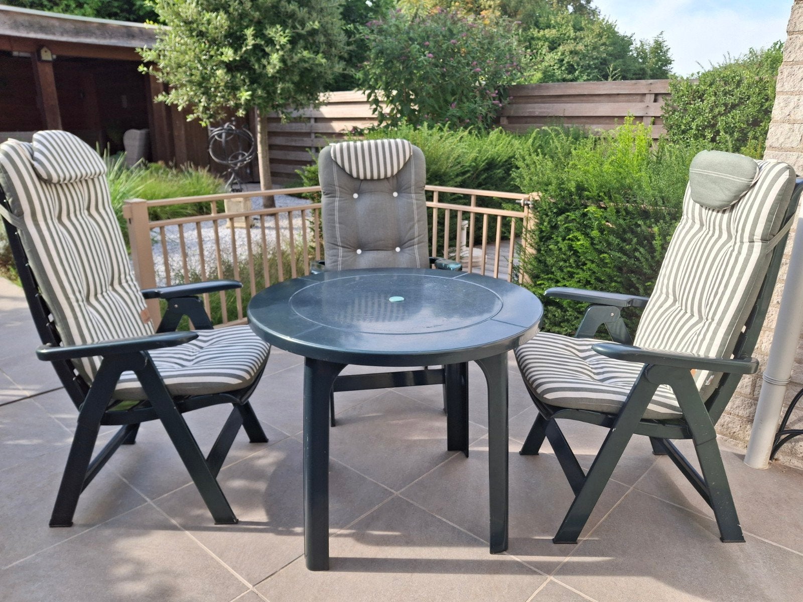 Tuinset groen met kussens, Tuin en Terras, Ophalen, Kunststof, Gebruikt, 3 zitplaatsen
