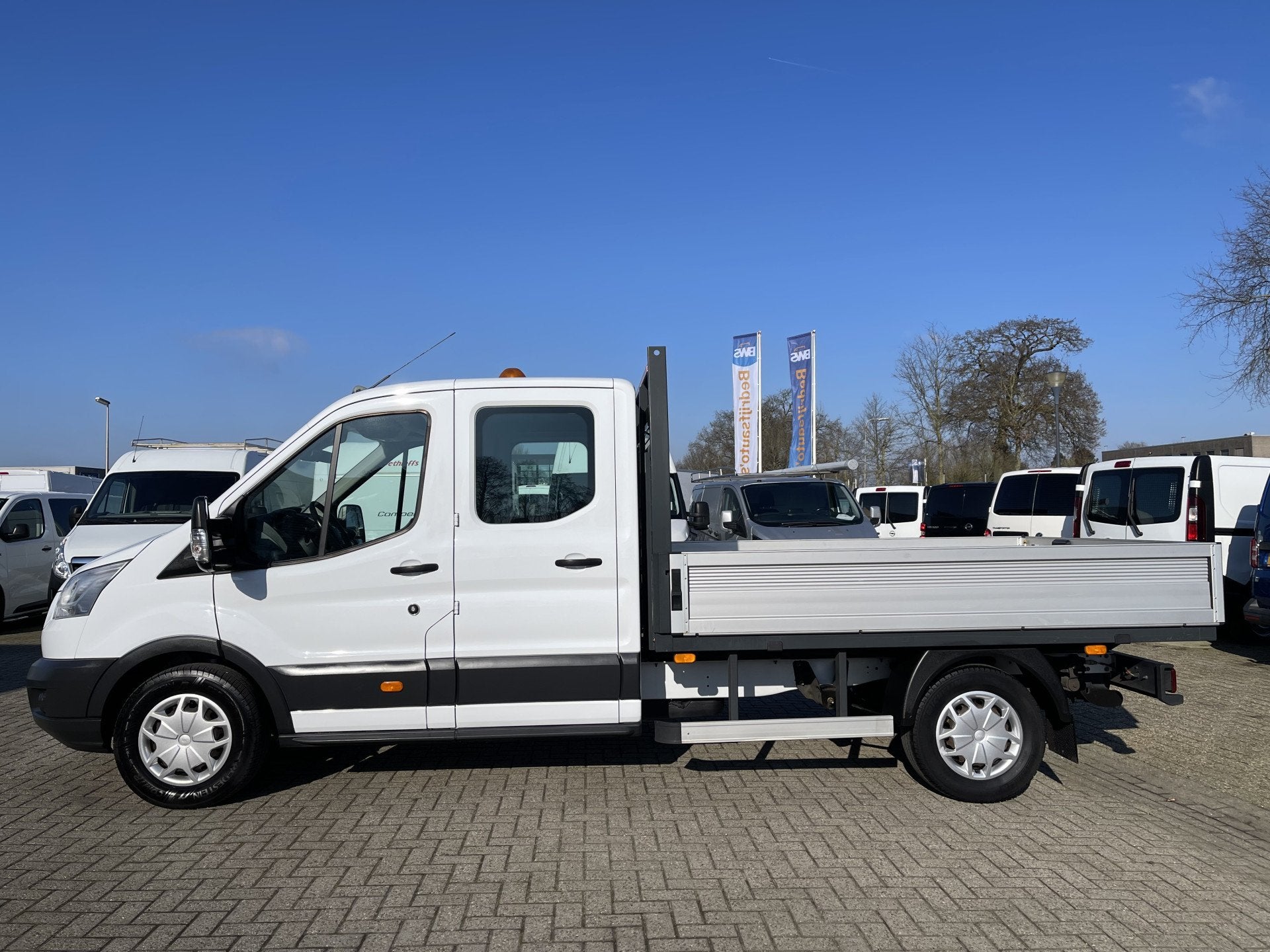 Ford Transit 350 2.0 TDCI L3H1 DC 7 persoons pickup / vaste, Auto's, Ford, Voorwielaandrijving, 4 cilinders, Met garantie (alle)