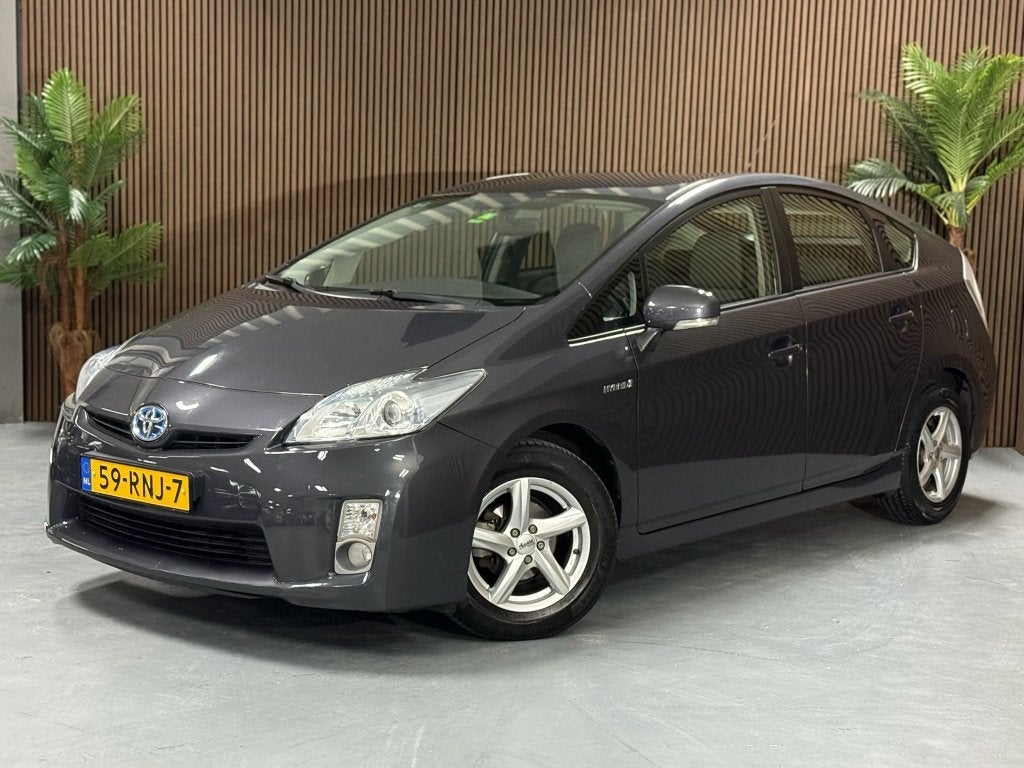 Toyota Prius 1.8 Aspiration (bj 2011, automaat), Auto's, Toyota, Gebruikt, 4 cilinders, Bedrijf, Prius