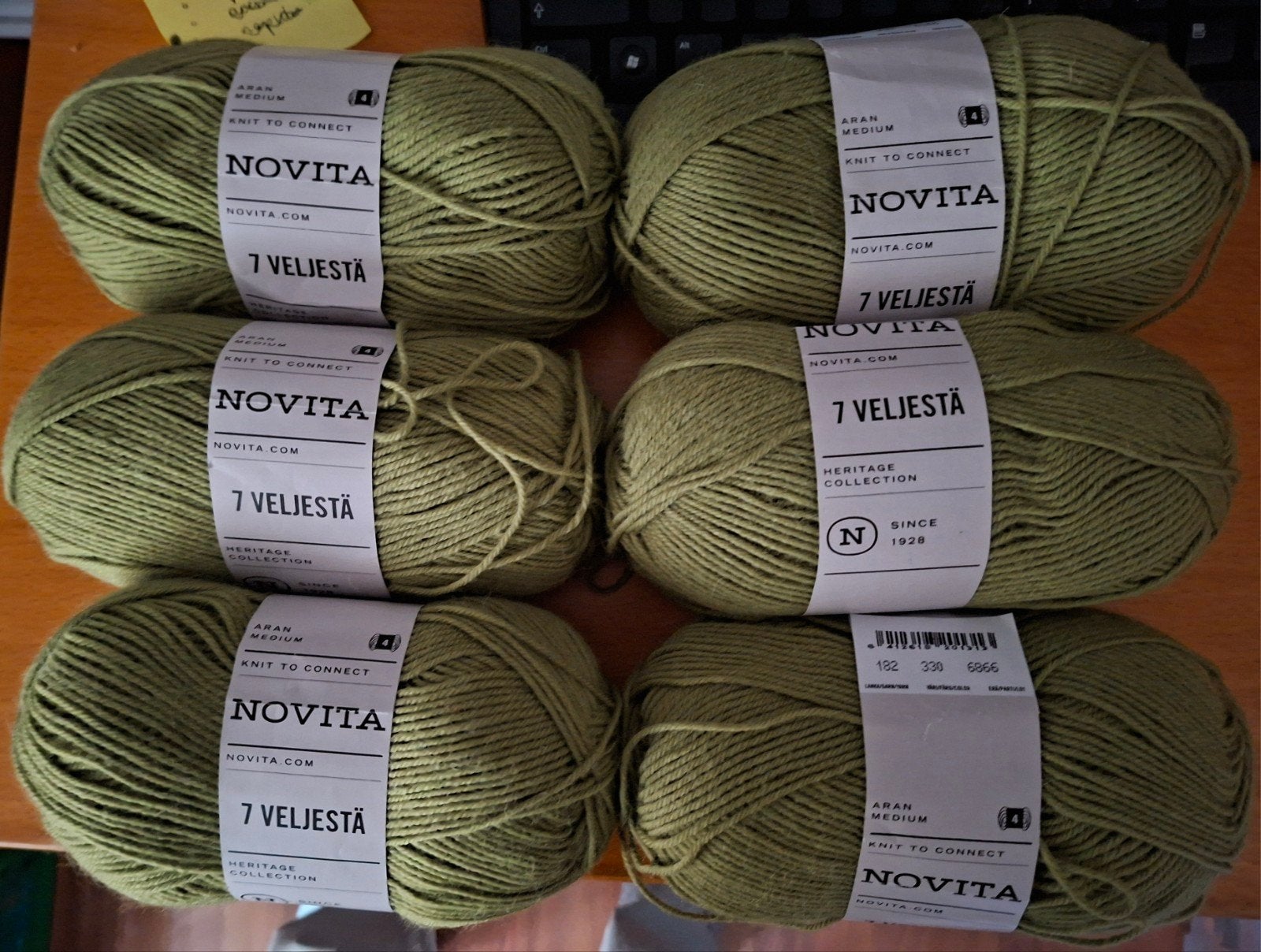 6x100 gr novita  80% wol (zie omschrijving), Nieuw, Ophalen of Verzenden, Novita, Breien