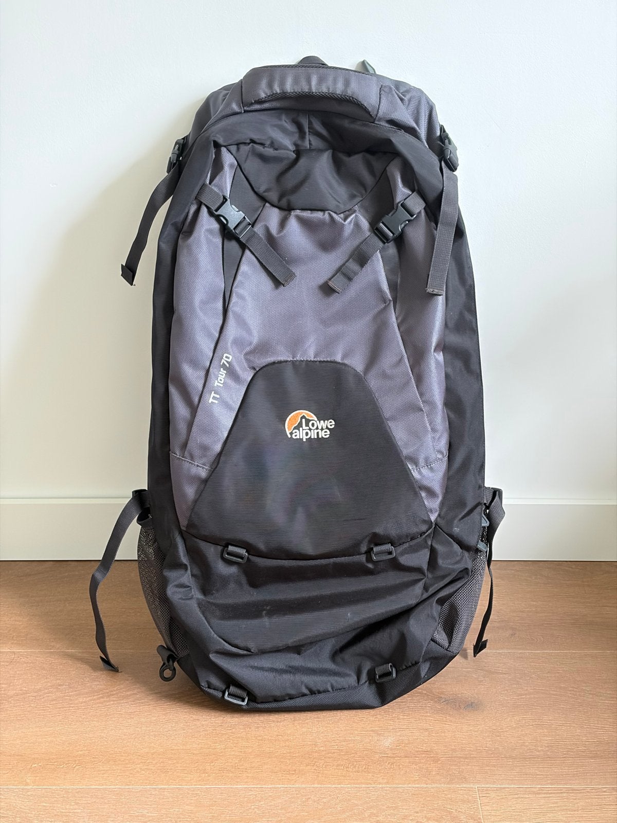 Lowe Alpine TT Tour 70 Reisrugzak - Zwart/Grijs, Ophalen, 30 cm of meer, Gebruikt, Zwart