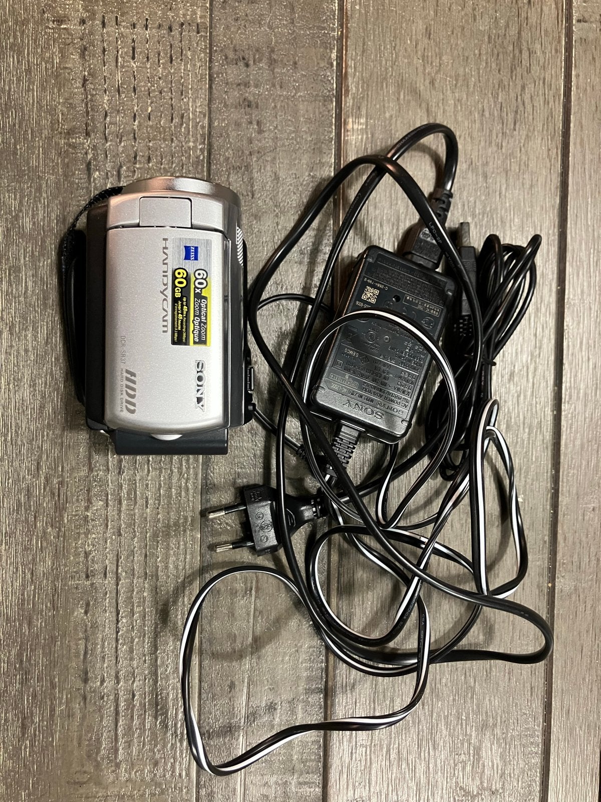 Sony Handycam DCR-SR37 HDD Camcorder 60GB 60x Optical Zoom, Harde schijf, 20x of meer, Ophalen of Verzenden, Zo goed als nieuw