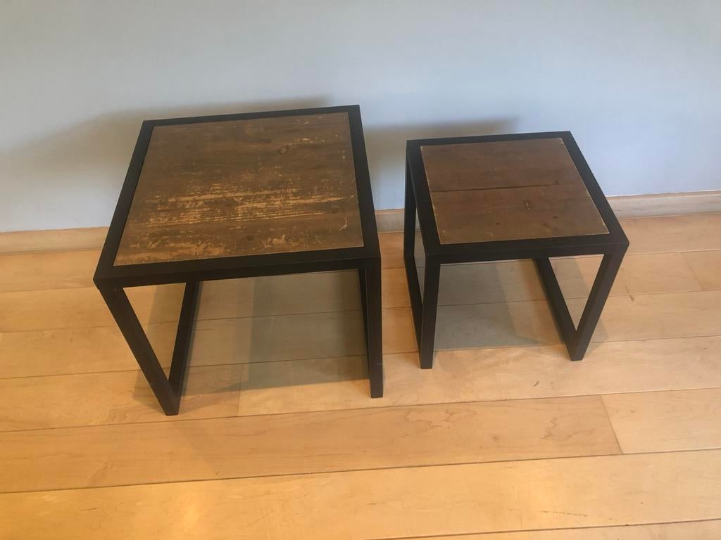 Bijzettafel hout met zwarte poten 45x 45 cm, Ophalen, Zo goed als nieuw, Rond