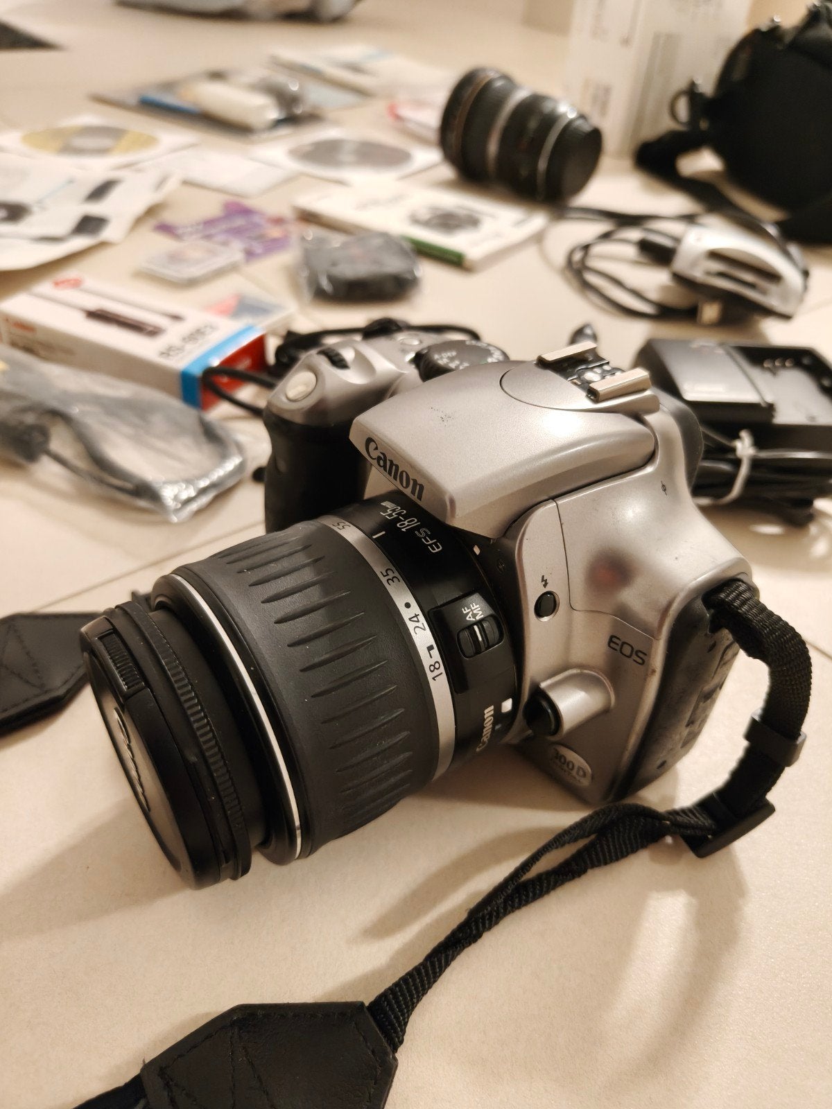 Canon EOS 300D Complete Set 18-55 mm + 10-22 mm Accessoires✅, Ophalen of Verzenden