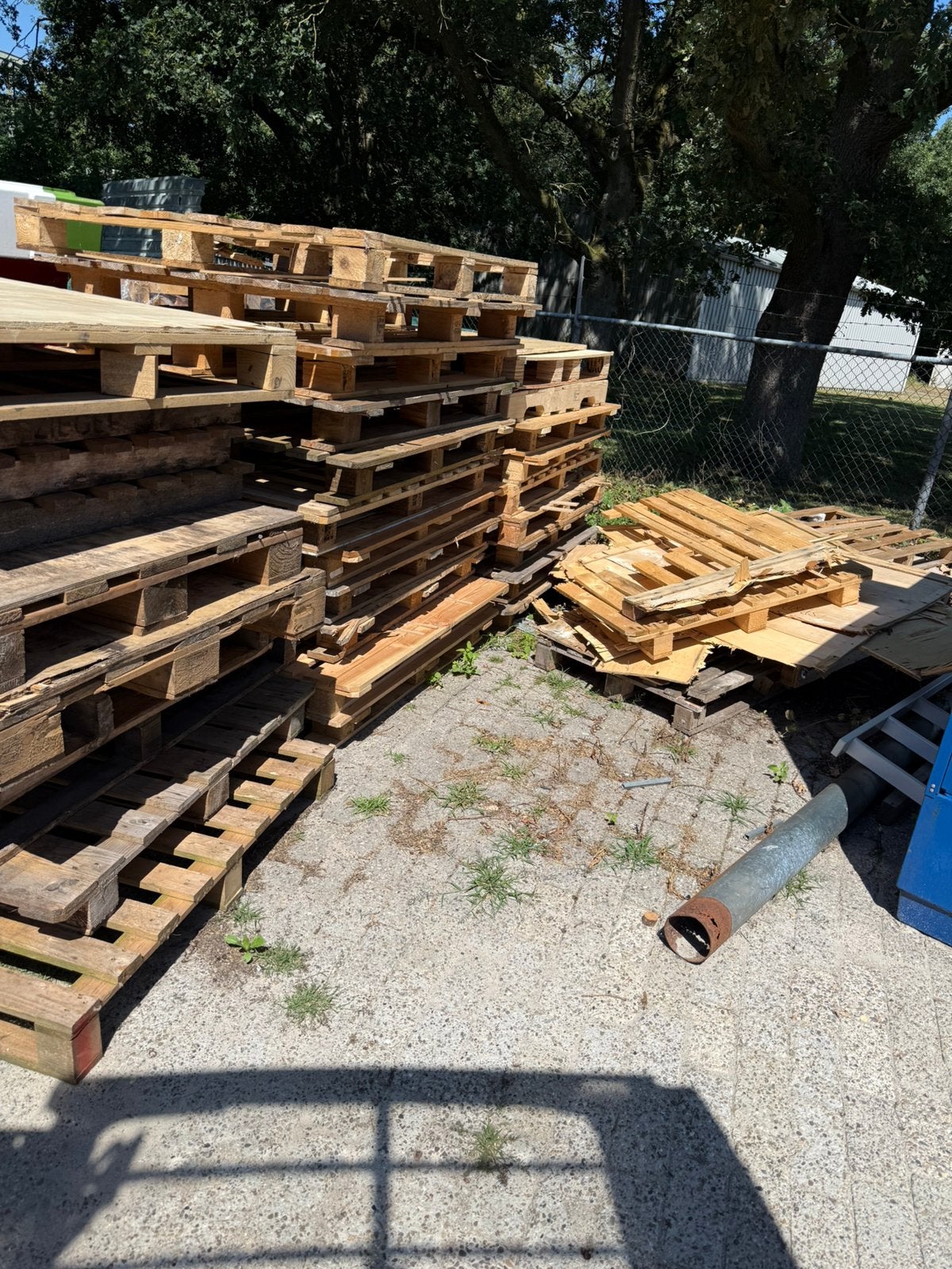 Gratis pallets, Tuin en Terras, Haardhout, 3 tot 6 m³, Ophalen, Overige houtsoorten