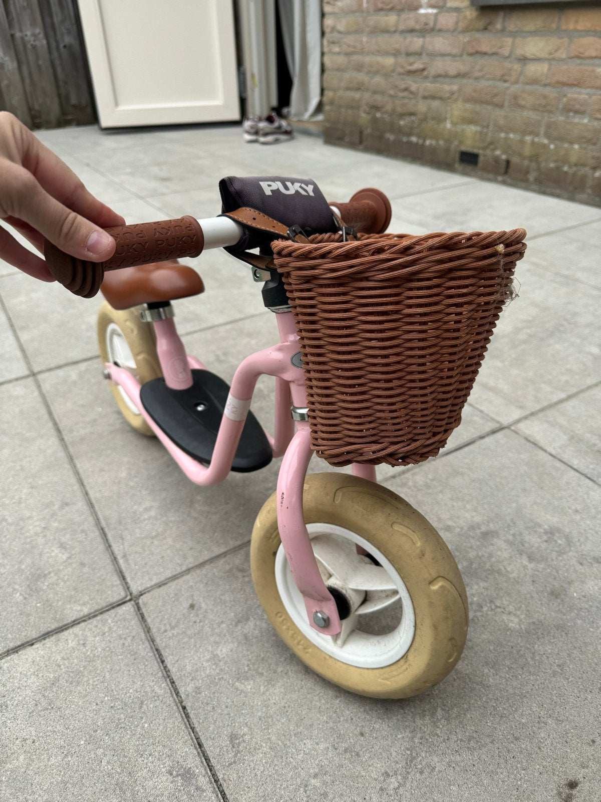 Roze Puky loopfiets met mandje, Ophalen, Gebruikt, Loopfiets