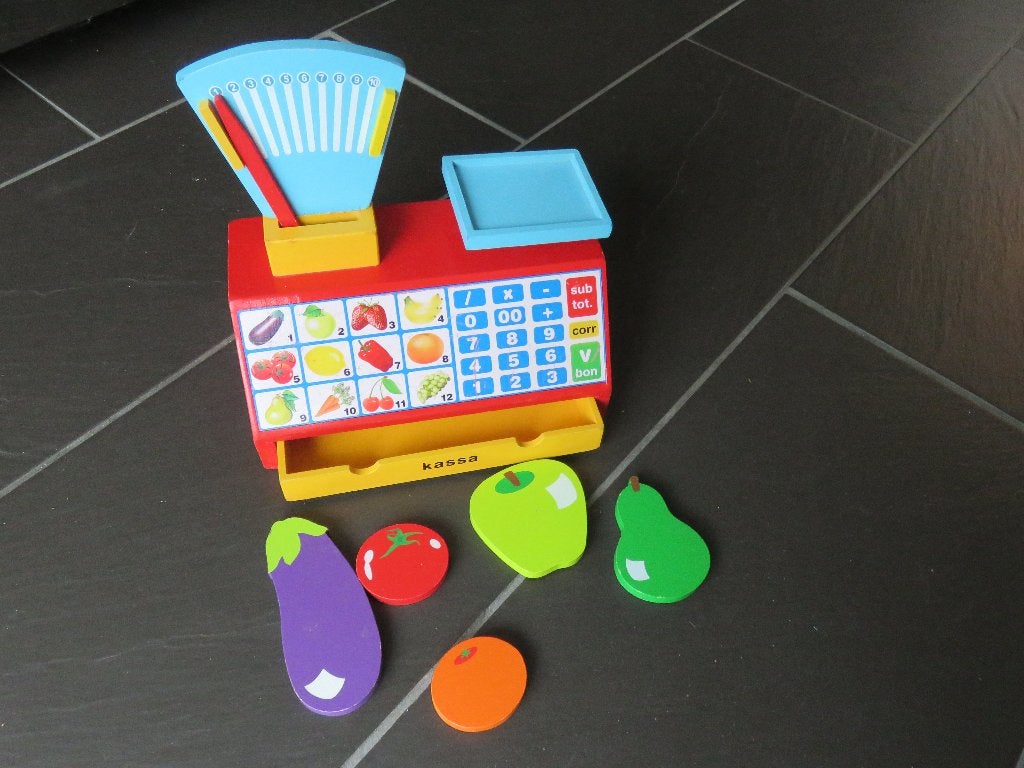 Houten weegschaal, kassa lade met 5 fruit, vintage., Kinderen en Baby's, Speelgoed | Houten speelgoed, Ophalen of Verzenden, Gebruikt