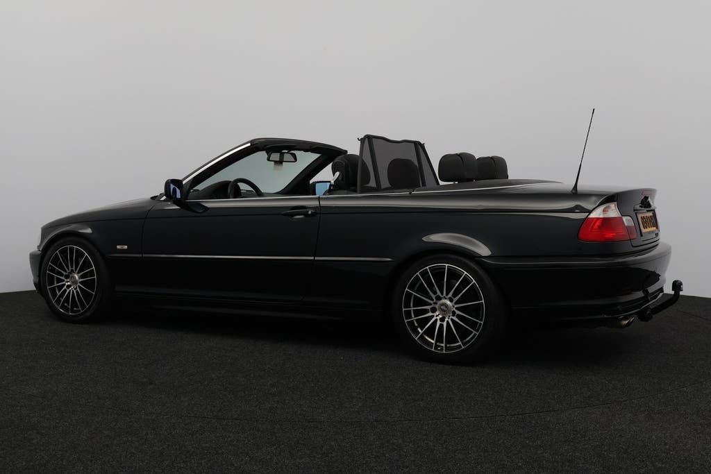 BMW 3 Serie Cabrio 323Ci Executive/ 6-Cil/ Windscherm/ Xenon, foto 8