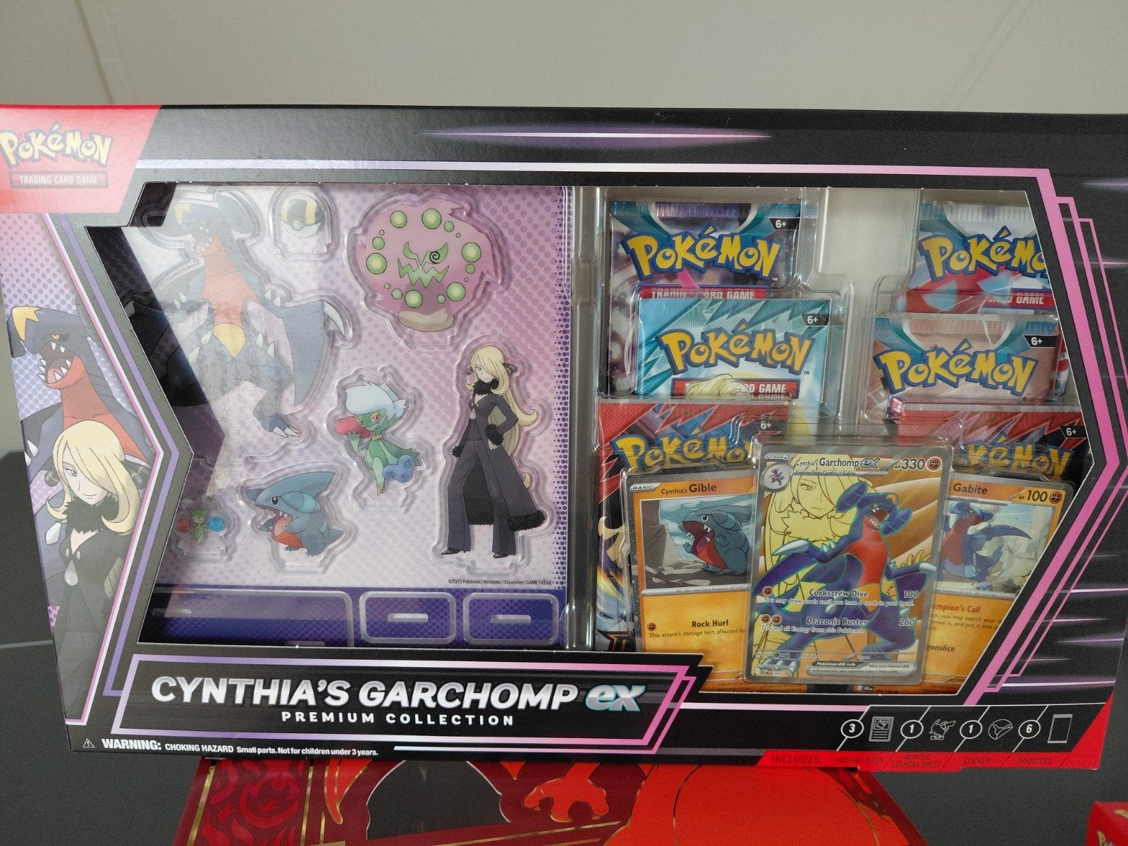 Pokémon Cynthia's Garchomp box, Ophalen of Verzenden, Nieuw, Booster, Foil
