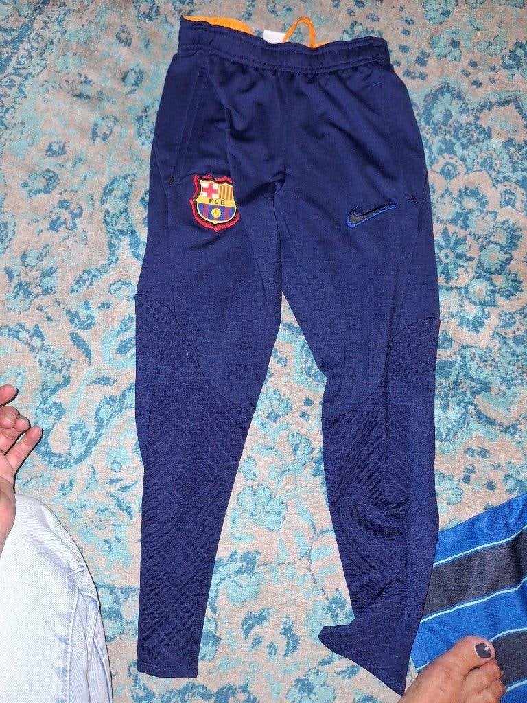 Nike barcelona broek, Broek, Gebruikt, Jongen of Meisje, Ophalen of Verzenden