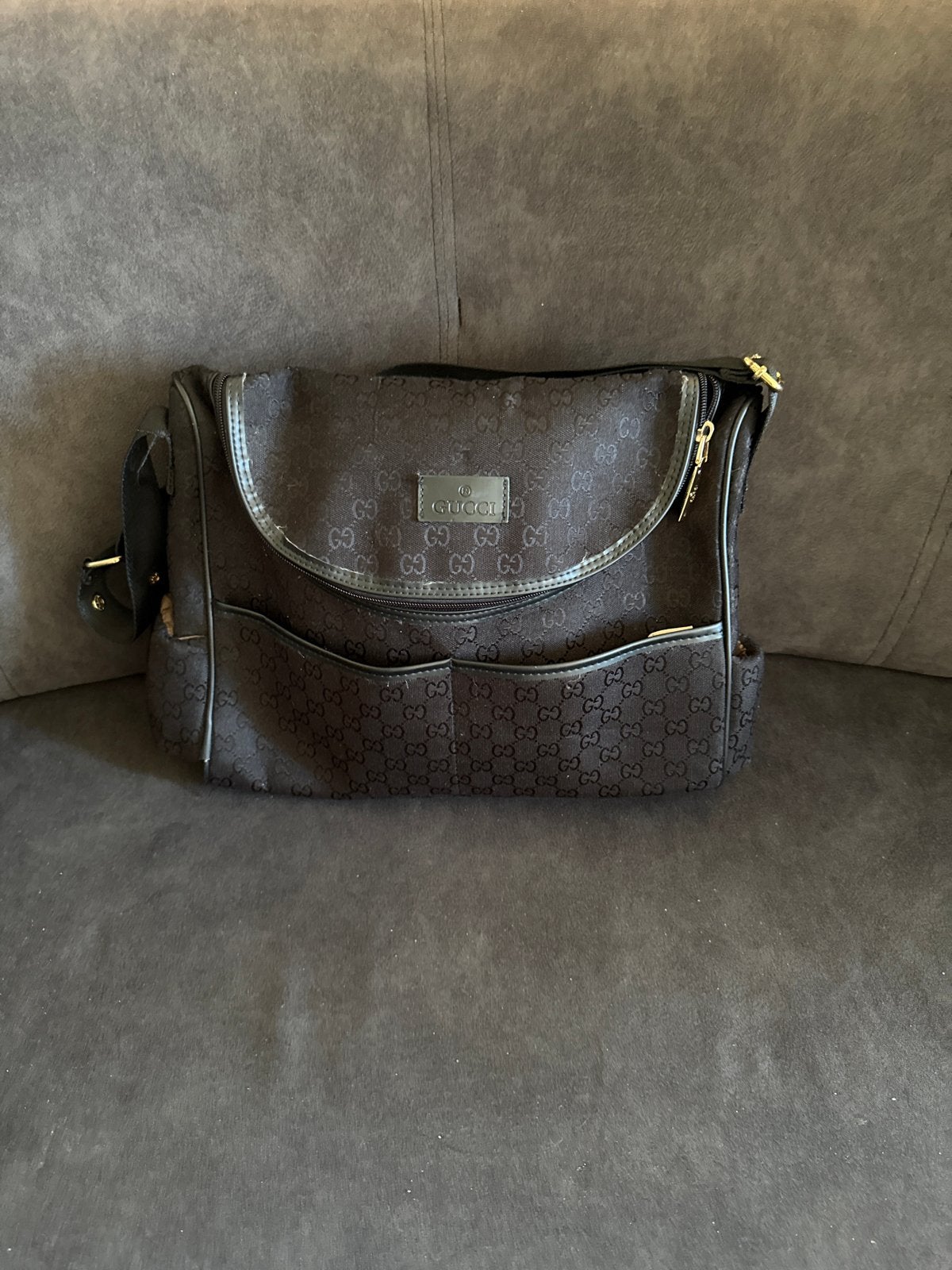 Gucci zwarte luiertas, Kinderen en Baby's, Luiertassen, Verzorgingstas, Zwart, Ophalen of Verzenden, Zo goed als nieuw