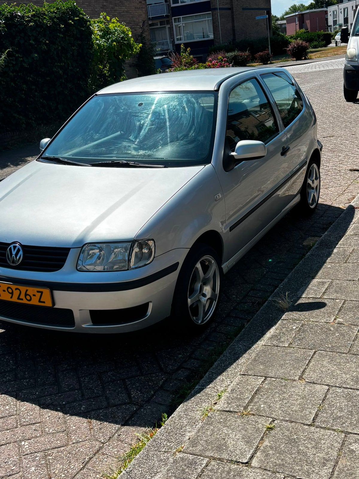 Volkswagen Polo 1.4 44KW AUT 2001 Grijs, Auto's, Euro 5, 450 kg, 31 €/maand, 4 cilinders