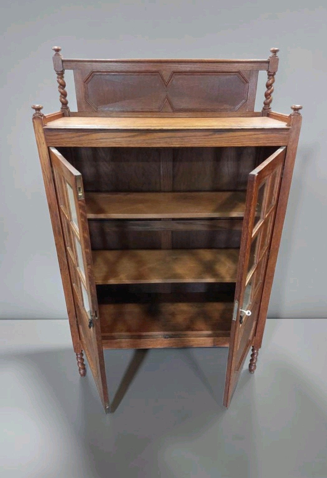 Antiek Art Deco kastje, Ophalen