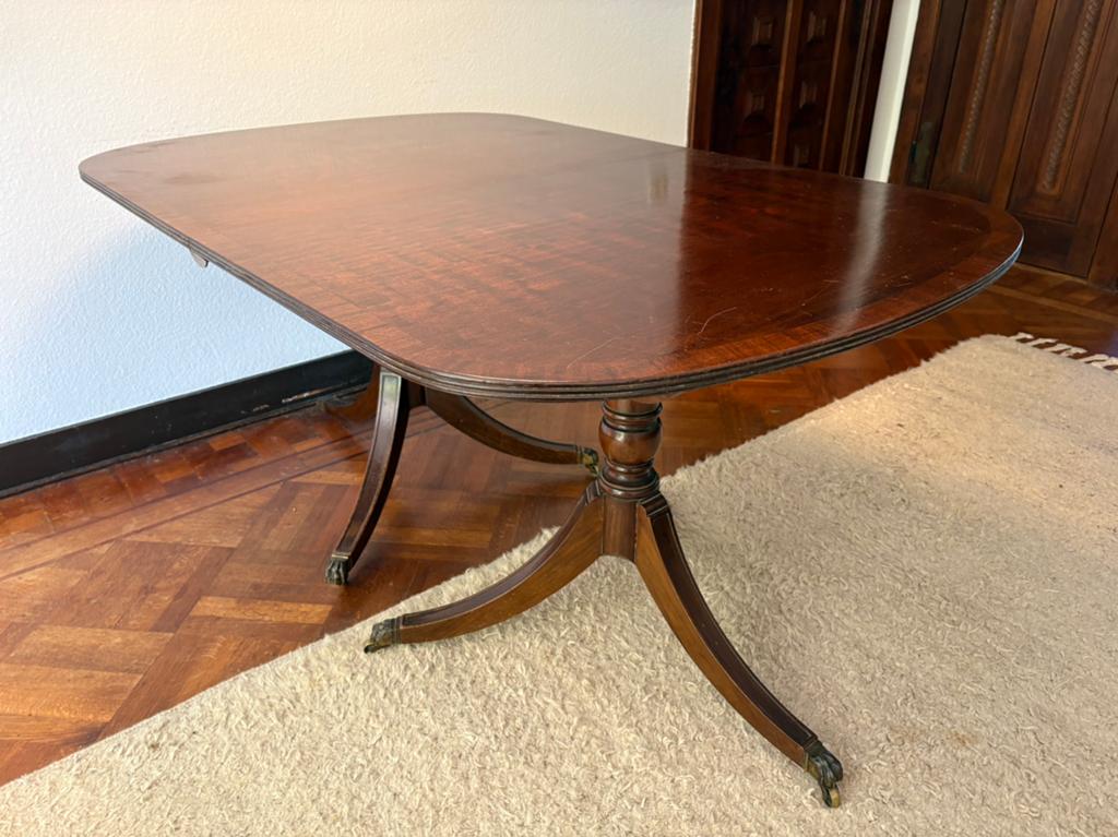 4-6 persoons stevige Antieke Engelse mahoniehouten eettafel, Ophalen