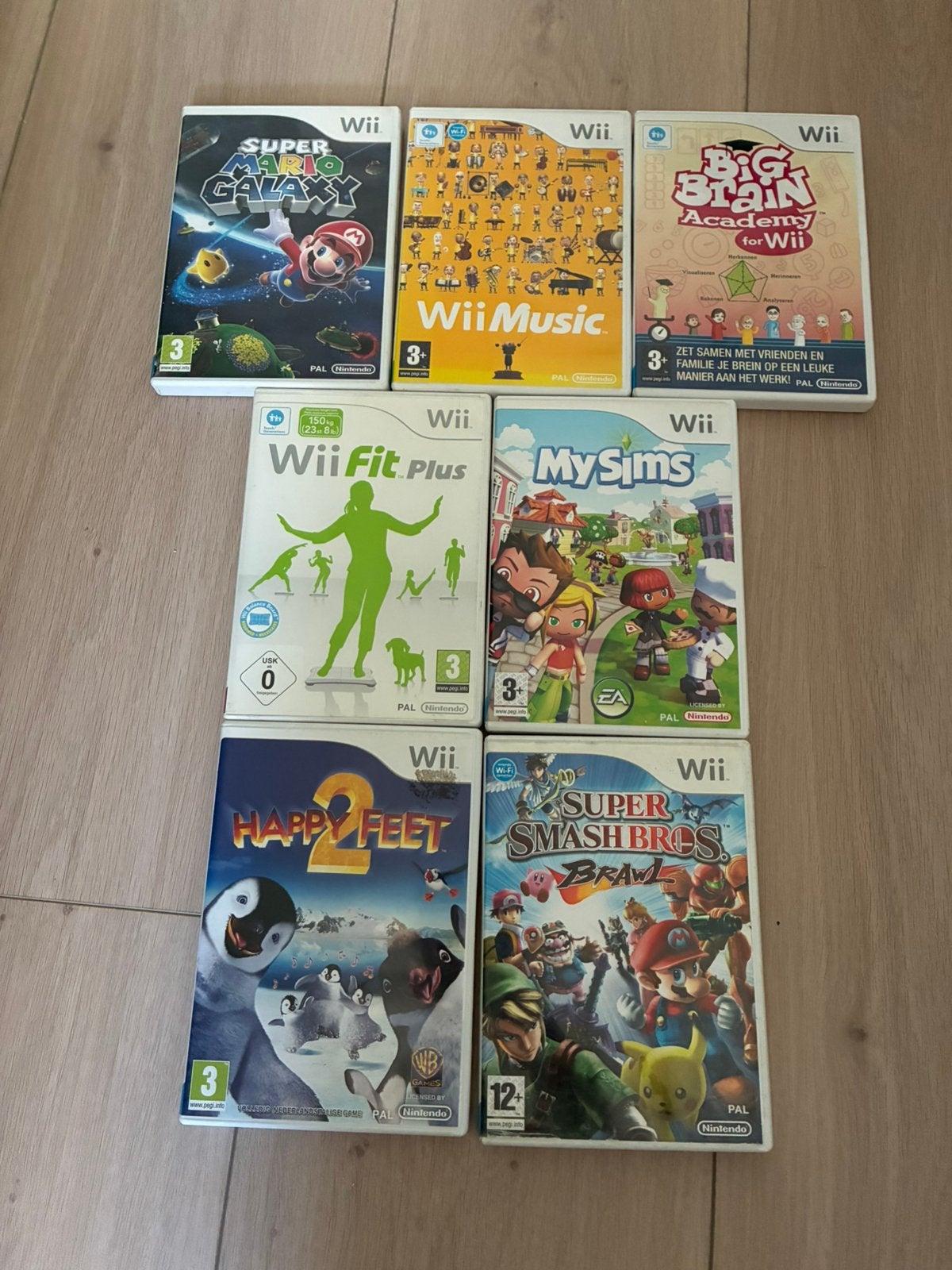 Wii games mario galaxy music big brain mysims smashbros fit, Gebruikt, Overige genres, Ophalen of Verzenden, 3 spelers of meer