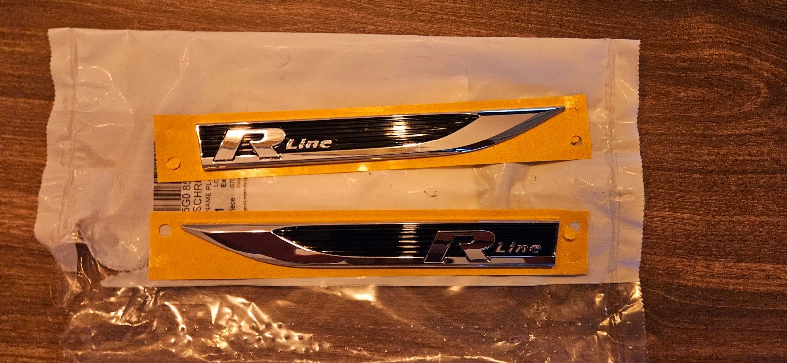 2x R Line embleem Volkswagen Golf 8 5G0853687, Ophalen of Verzenden, Nieuw, Volkswagen