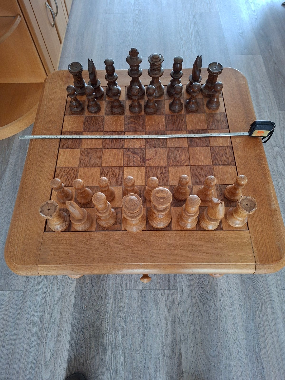 Houten schaaktafel met lades en schaakstukken, Een of twee spelers, Ophalen, Gebruikt, Onbekend