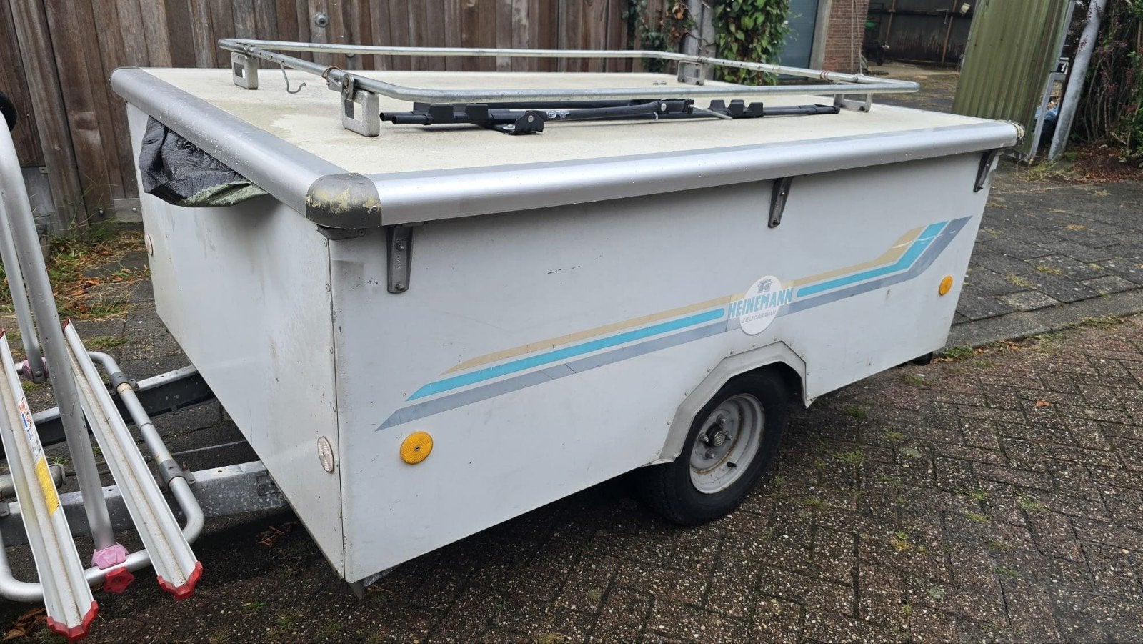 Bagagewagen Heinemann zonder tent met 3 fietsdragers, Ophalen, Gebruikt, Dakdrager