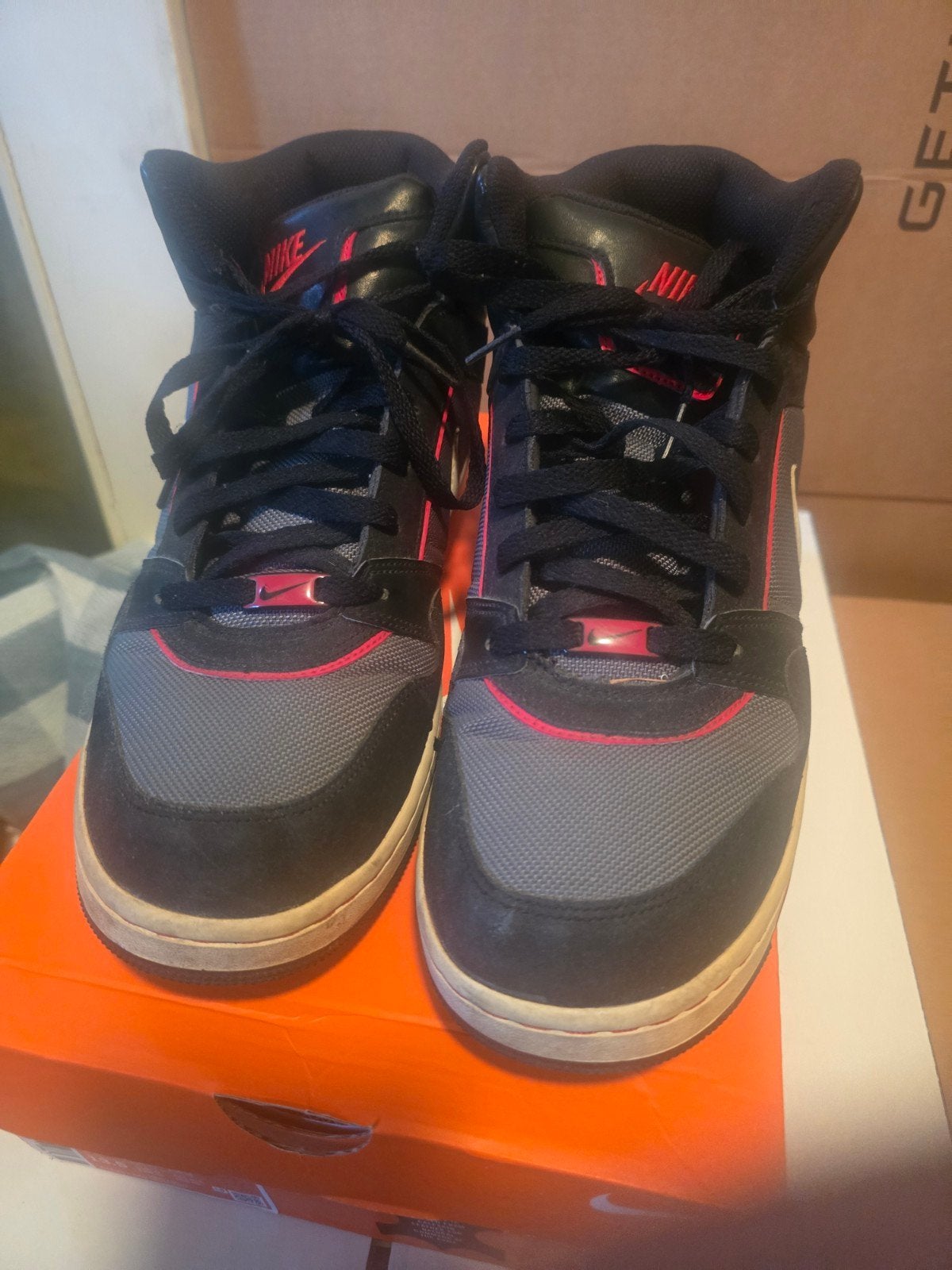 Nike Air sneakers - Zwart/Grijs/Rood - Maat 45, Kleding | Heren, Ophalen, Nike air max, Zwart, Sneakers of Gympen