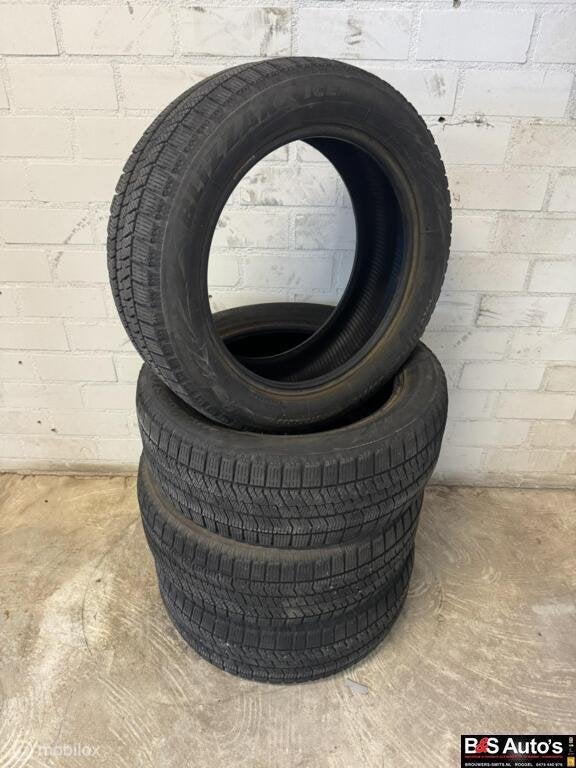 Winterbanden Bridgestone Blizzak 195-55-16 ruim 6mm, Ophalen, Gebruikt, 16 inch