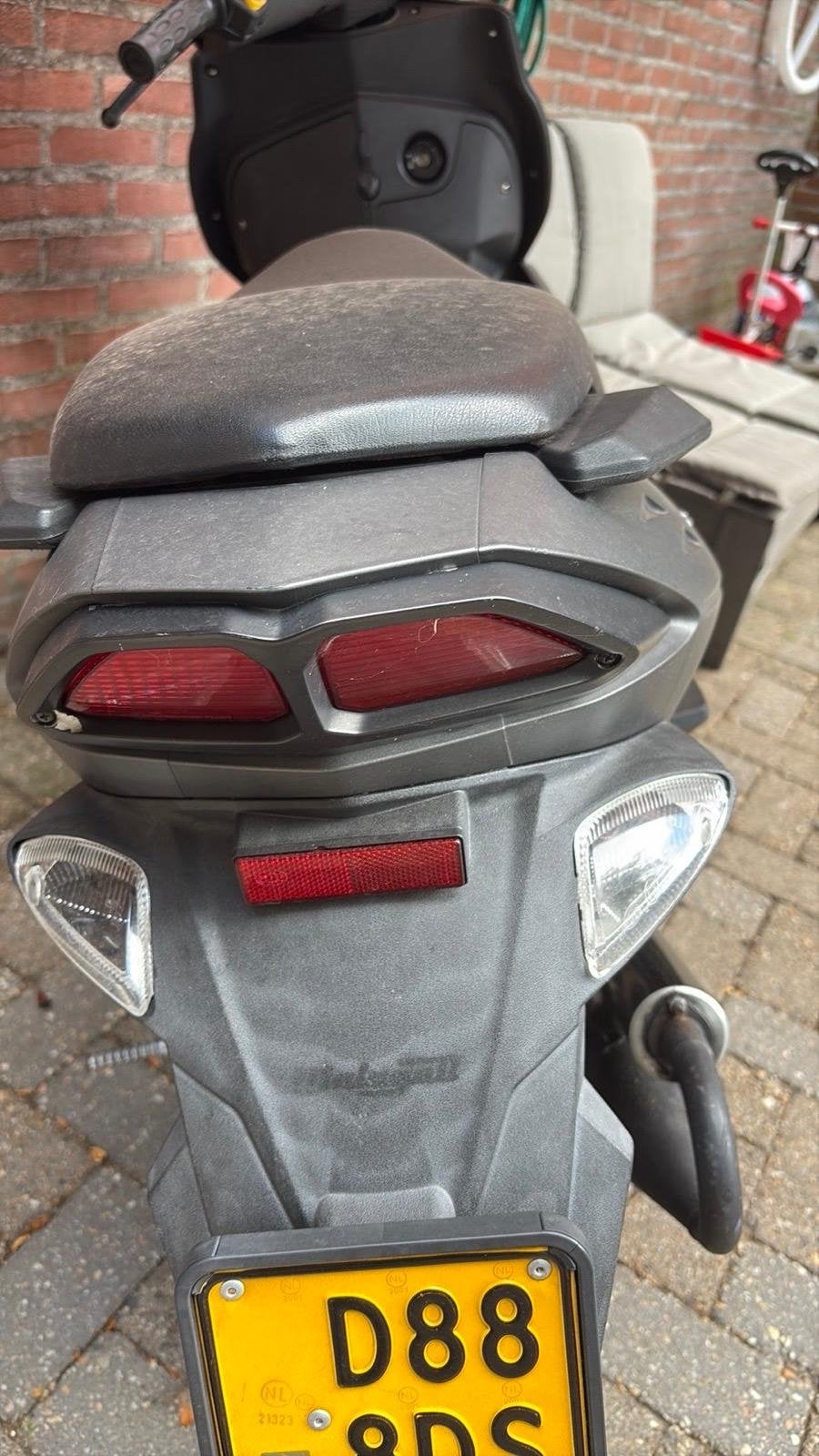 Malaguti Phantom F12 Scooter - Goede staat, Ophalen, Tweetakt, Gebruikt, Maximaal 45 km/u