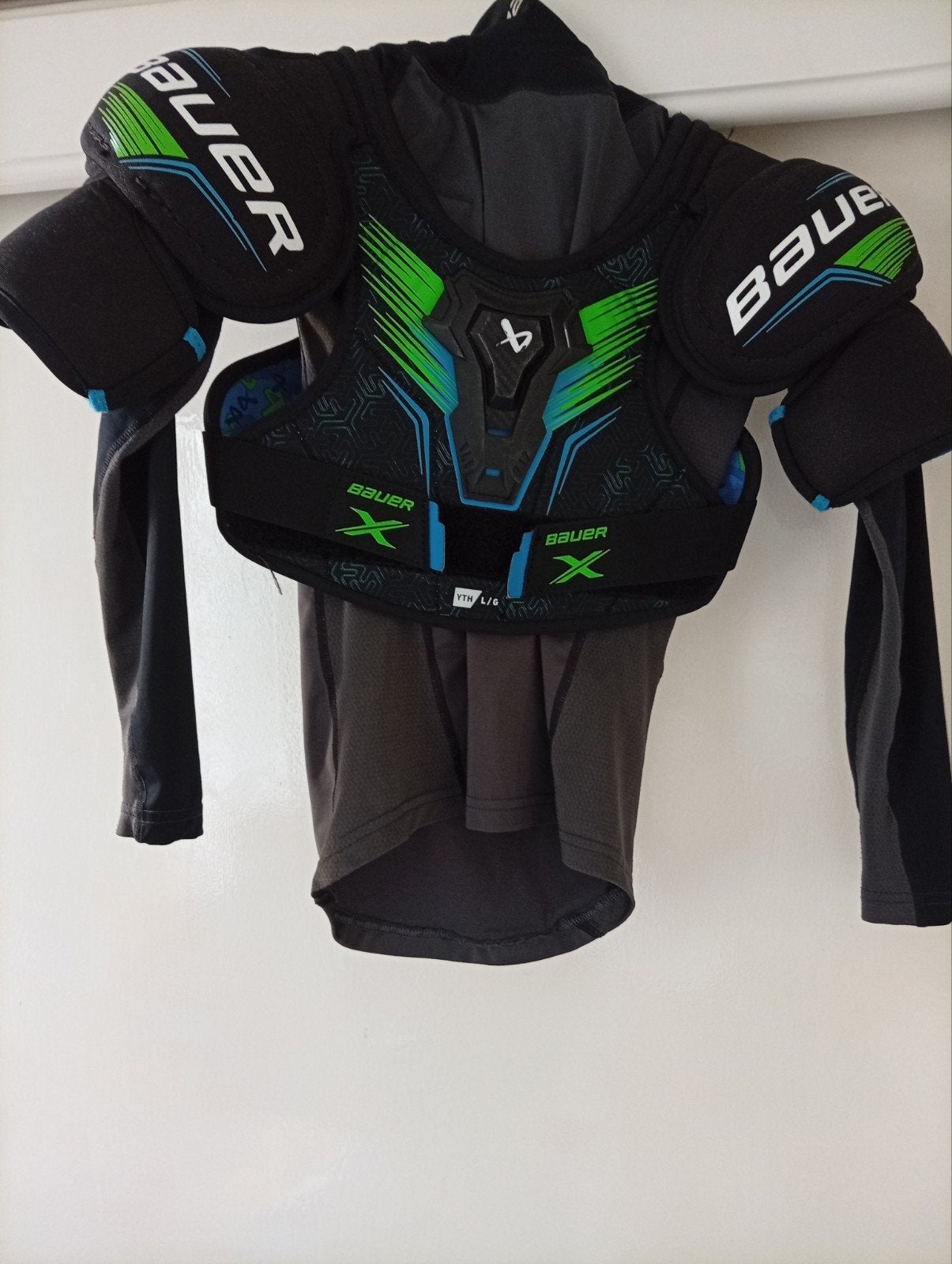 ijshockey Bauer shirt en schouderbeschermer xs 7-9 jaar, Ophalen of Verzenden, Zo goed als nieuw, Bescherming
