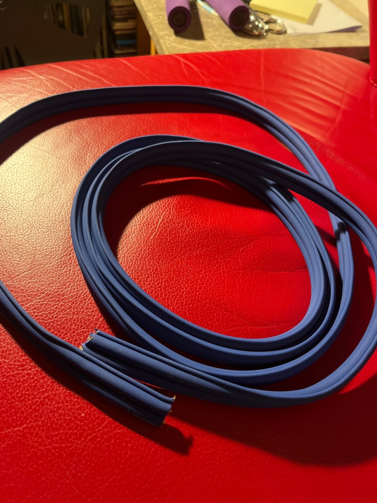 Blauwe platenspeler RCA kabel- Ongebruikt, Ophalen of Verzenden, Nieuw, 2 tot 5 meter, Interlink-kabel