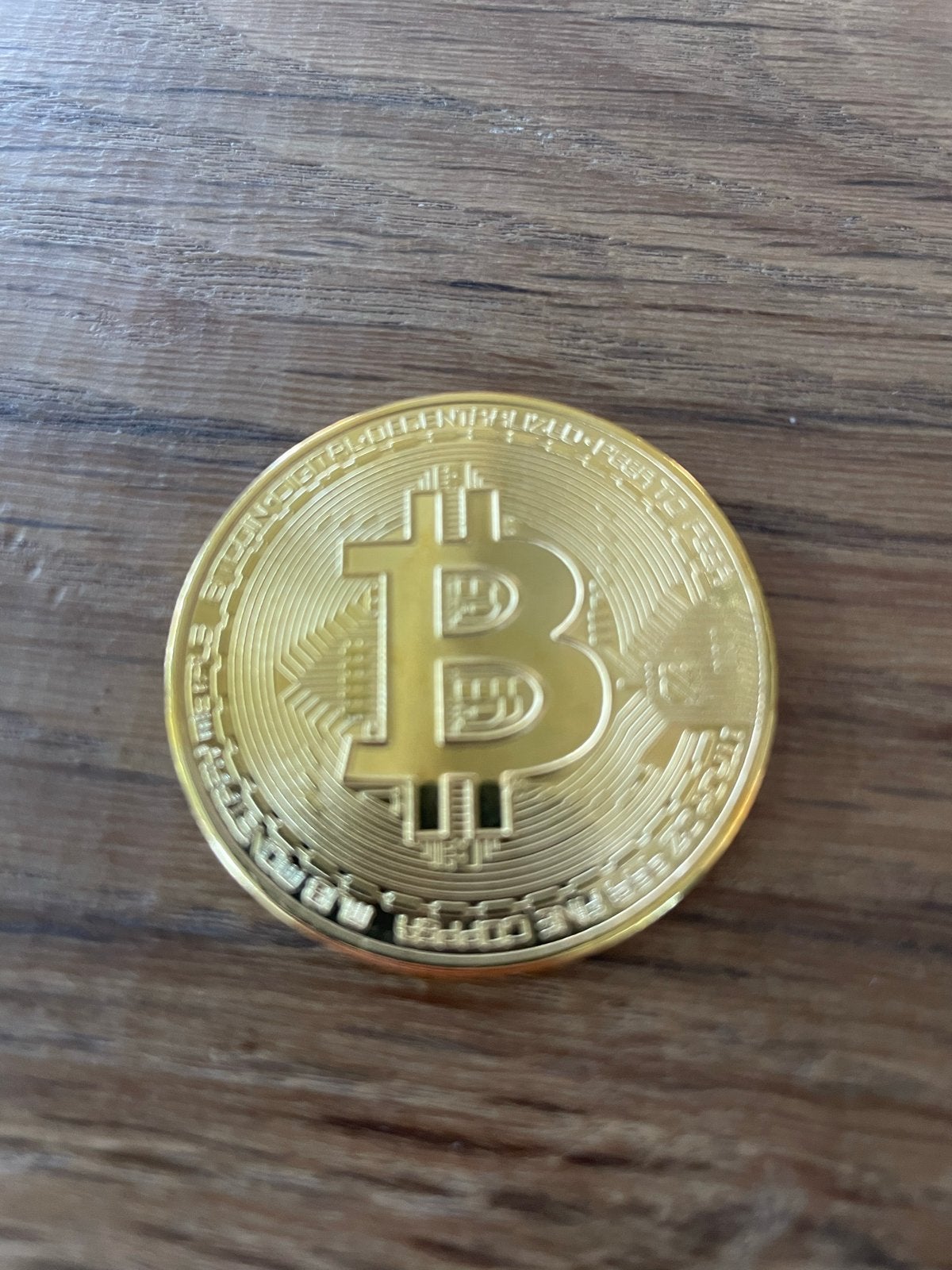 Gouden Bitcoin Munt - Decoratieve Crypto Collectible, Ophalen of Verzenden, Overige materialen, Buitenland