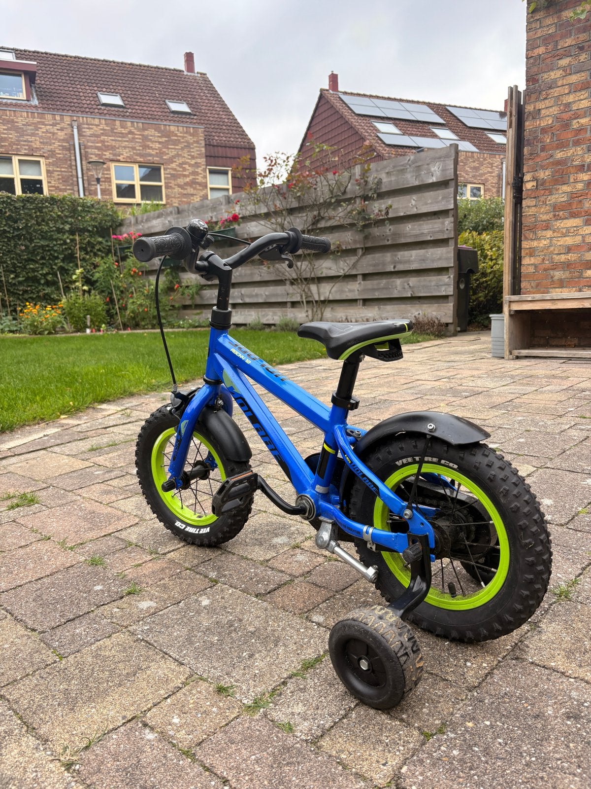 Volare Thombike 12 inch kinderfiets met zijwieltjes, Ophalen, Zijwieltjes, Velgrem, Minder dan 16 inch