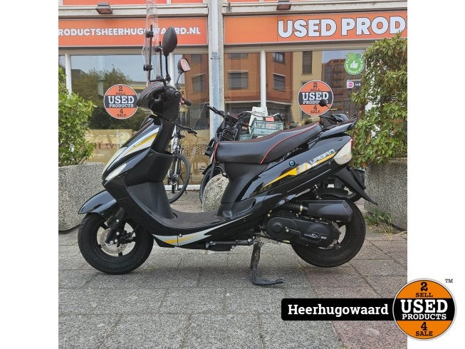 Senzo Urban Snor Scooter 2019 3720KM in Zeer Nette Staat, Fietsen en Brommers, Urban Armor Gear, Zo goed als nieuw, https://www.urbanarmorgear.com/pages/contact-us