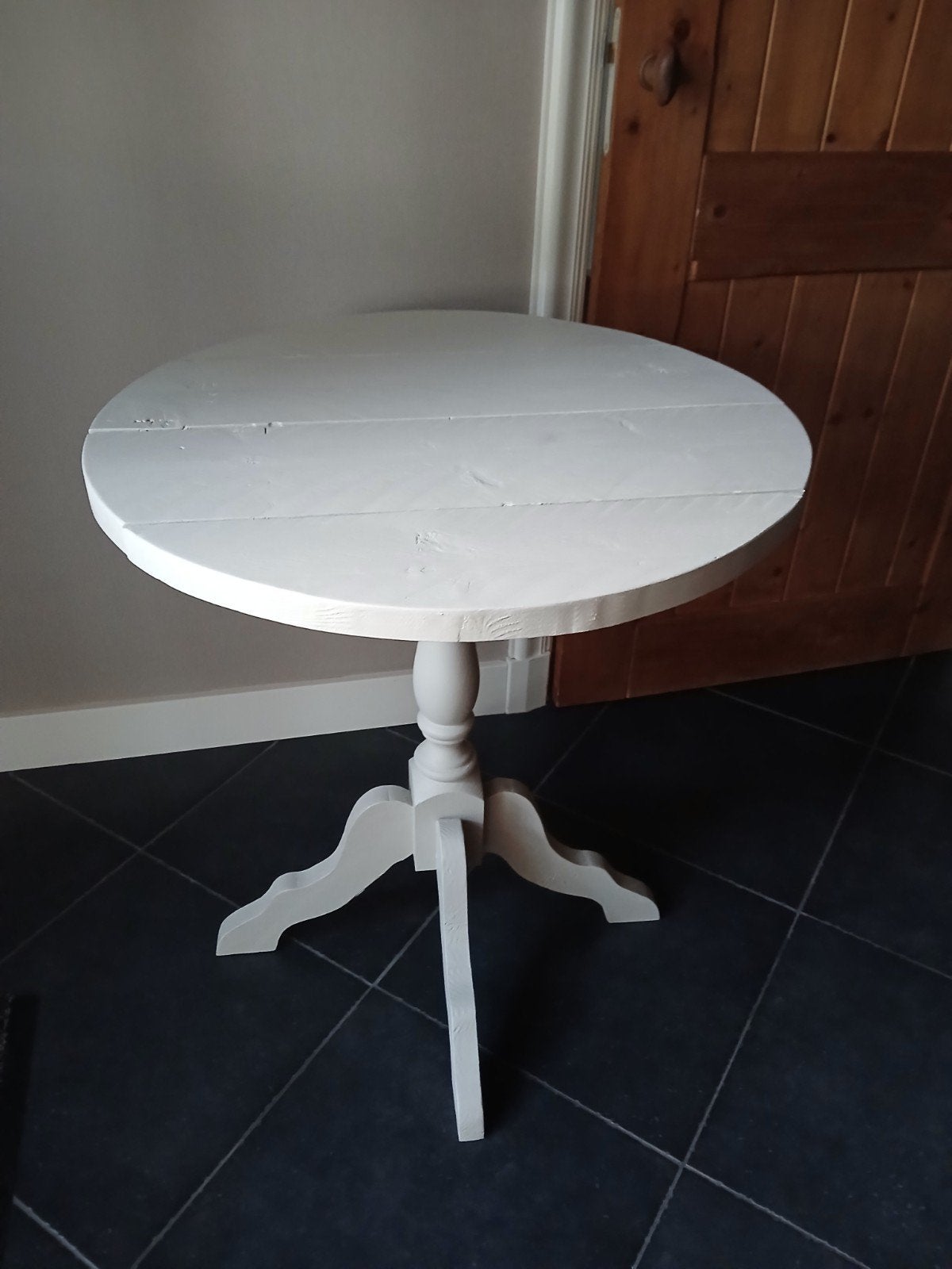 Wijntafel bijzettafel huisje sfeer beige, Ophalen, Rond, Minder dan 55 cm, 60 cm of meer