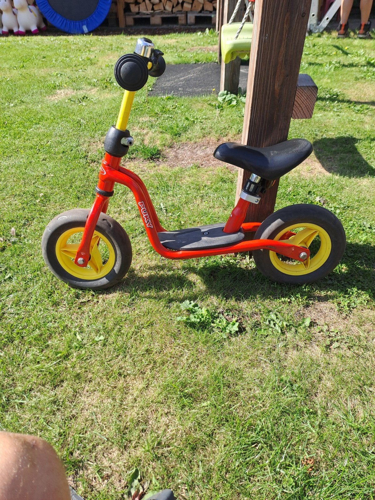Puky loopfiets rood met gele wielen, Ophalen, Gebruikt, Loopfiets