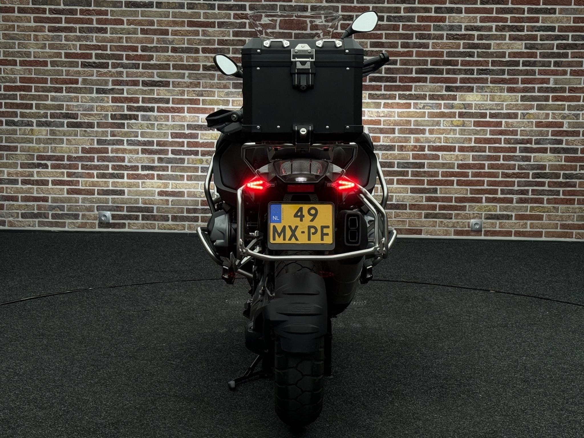 BMW R 1250 GS Adventure, Einsteinlaan 5
2289 CC  Rijswijk, NL, 1254 cc, Handvatverwarming, Meer dan 35 kW