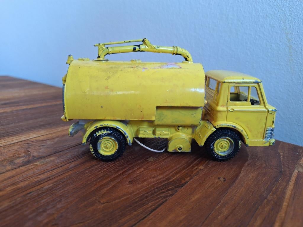 Dinky toys johnson road sweeper, Ophalen of Verzenden, Gebruikt, Bus of Vrachtwagen, Overige merken