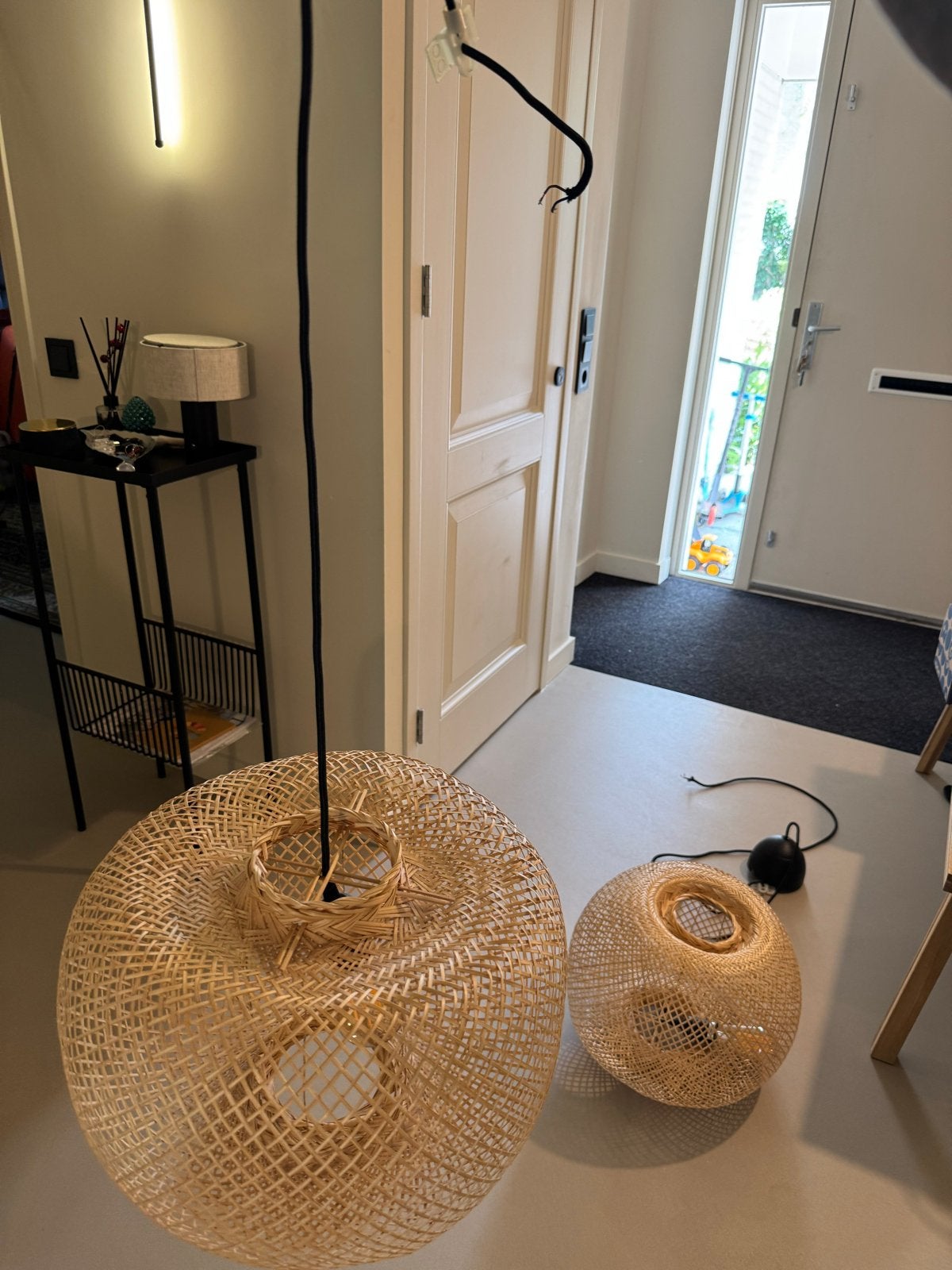 Set van 2 bamboe hanglampen - Rotan lampen, Huis en Inrichting, Lampen | Hanglampen, Ophalen, Zo goed als nieuw, Natuurlijk materiaal