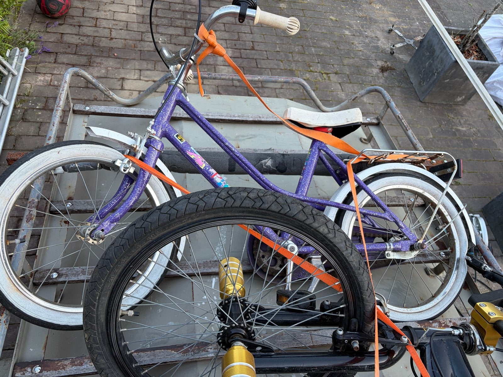 Leuke paarse kinderfiets - 16 tot 20 inch, Ophalen, Gebruikt, Terugtraprem, 16 tot 20 inch