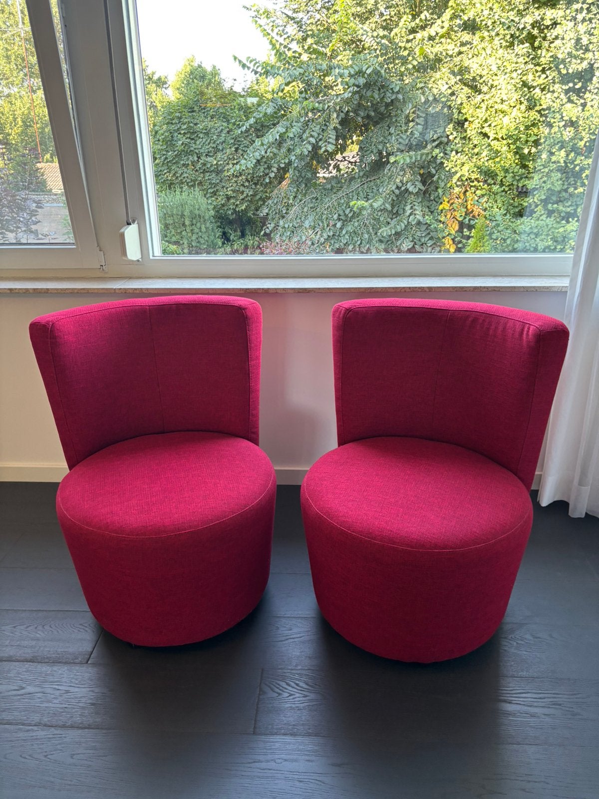 Mooie rode design fauteuils 2 stuks, Ophalen, Zo goed als nieuw, 75 tot 100 cm, 50 tot 75 cm