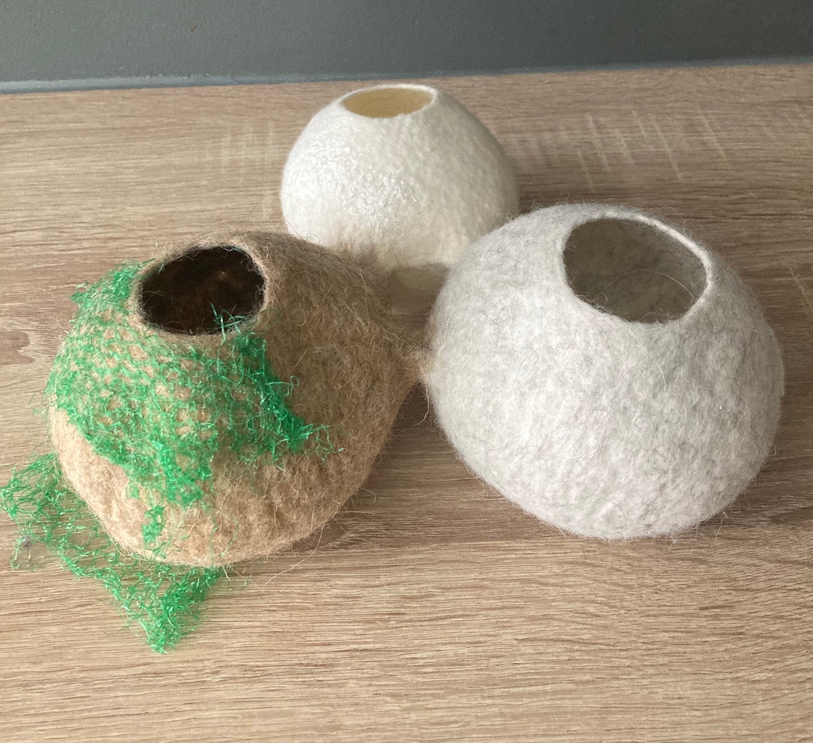 3 vilten kommetjes merinowol, Hobby en Vrije tijd, Vilt, Ophalen of Verzenden, Nieuw, Wolvilt
