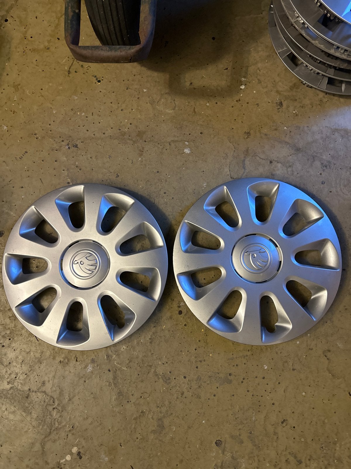 Set van 2 Skoda Citigo wieldoppen 14 inch 1ST601147A, Ophalen of Verzenden, Gebruikt