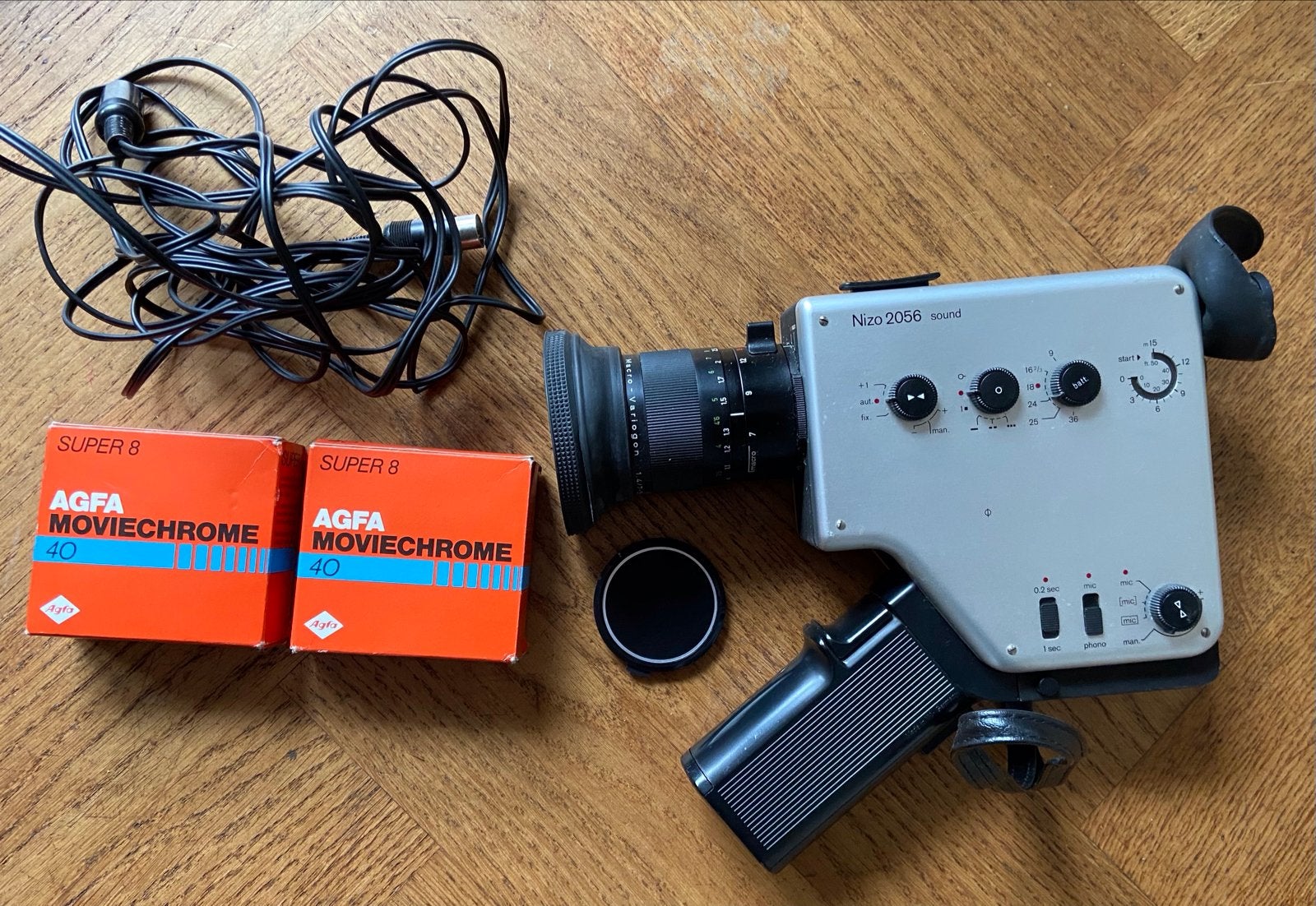 Vintage Braun Nizo 2056 Sound Super 8 Camera met accessoires, Ophalen of Verzenden, 8mm, Camera