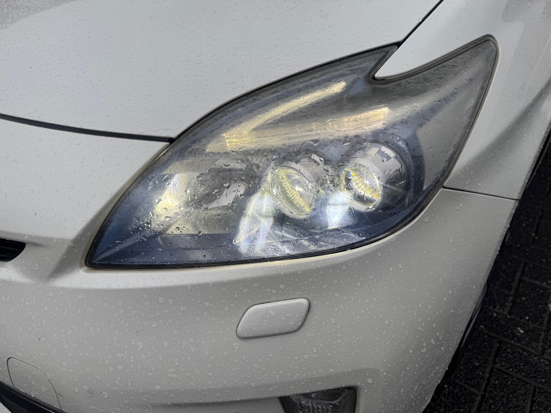 Toyota Prius 1.8 Plug-in Dynamic XENON JBL LEDER CAMERA CRUI, Gebruikt, Wit, Plug-in hybride, Prius