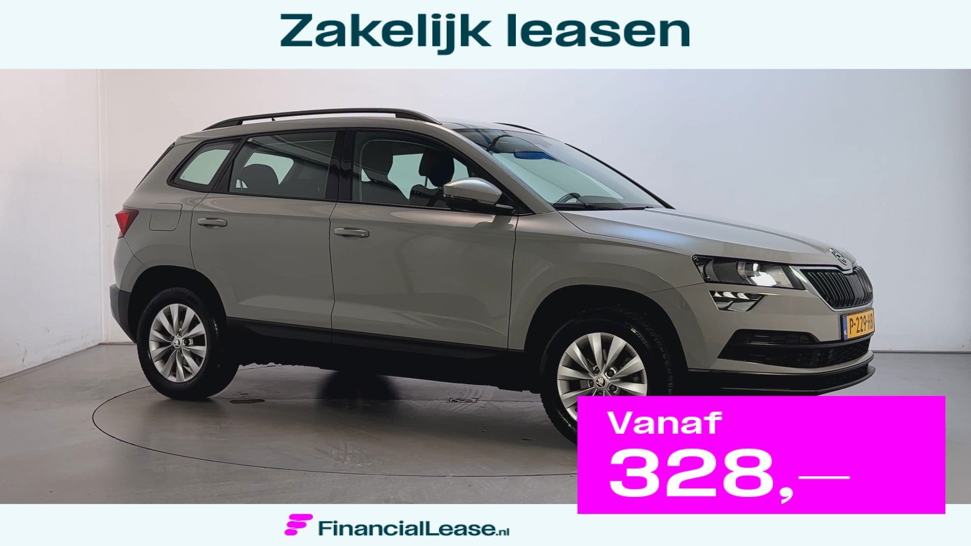 Skoda Karoq 1.5 TSI DSG ACT Business Edition Trekhaak Naviga, Dealer onderhouden, Stof, 4 cilinders, Automatische klimaatregeling