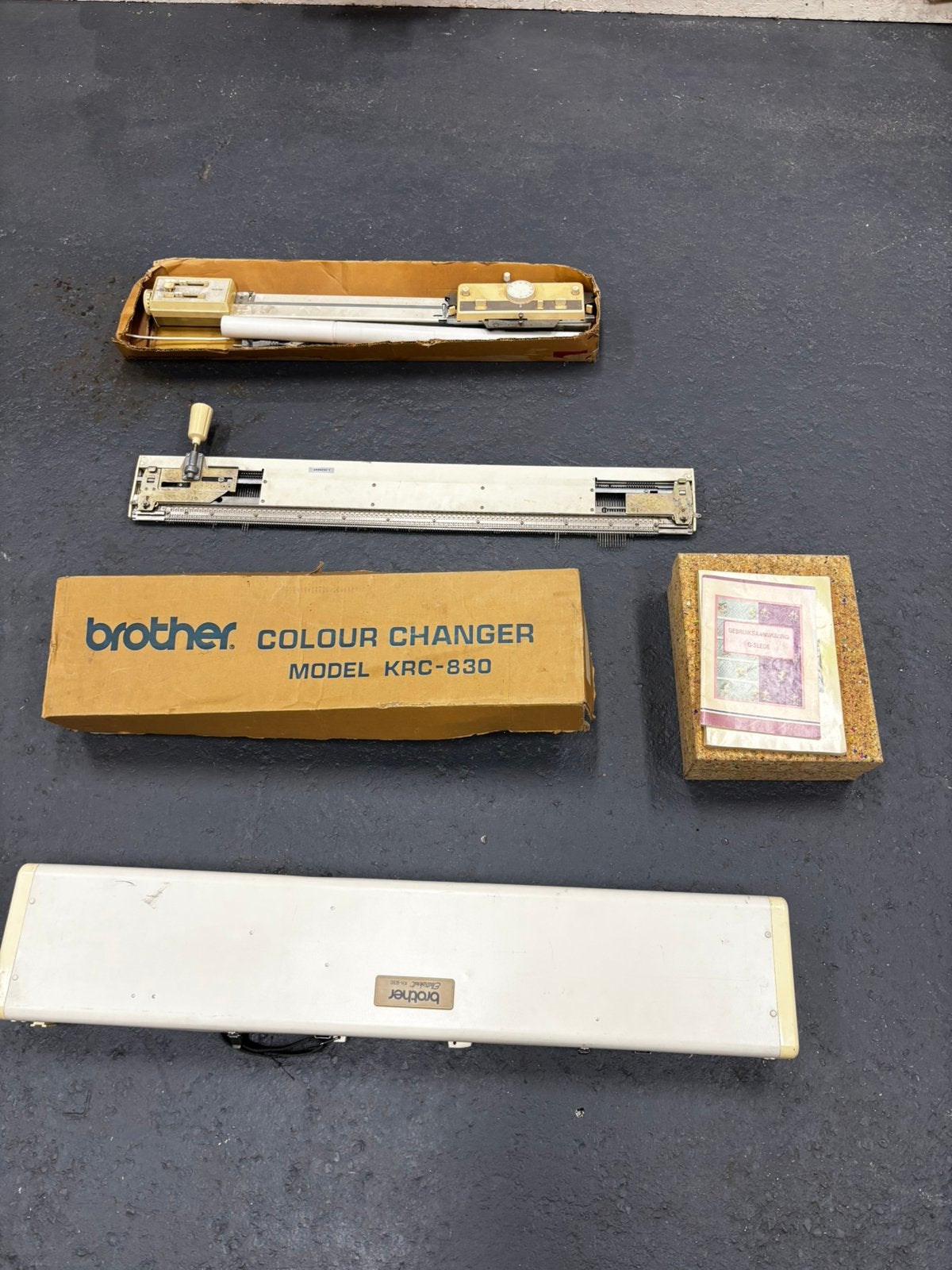 Brother KH-930 breimachine, Ophalen, Zo goed als nieuw