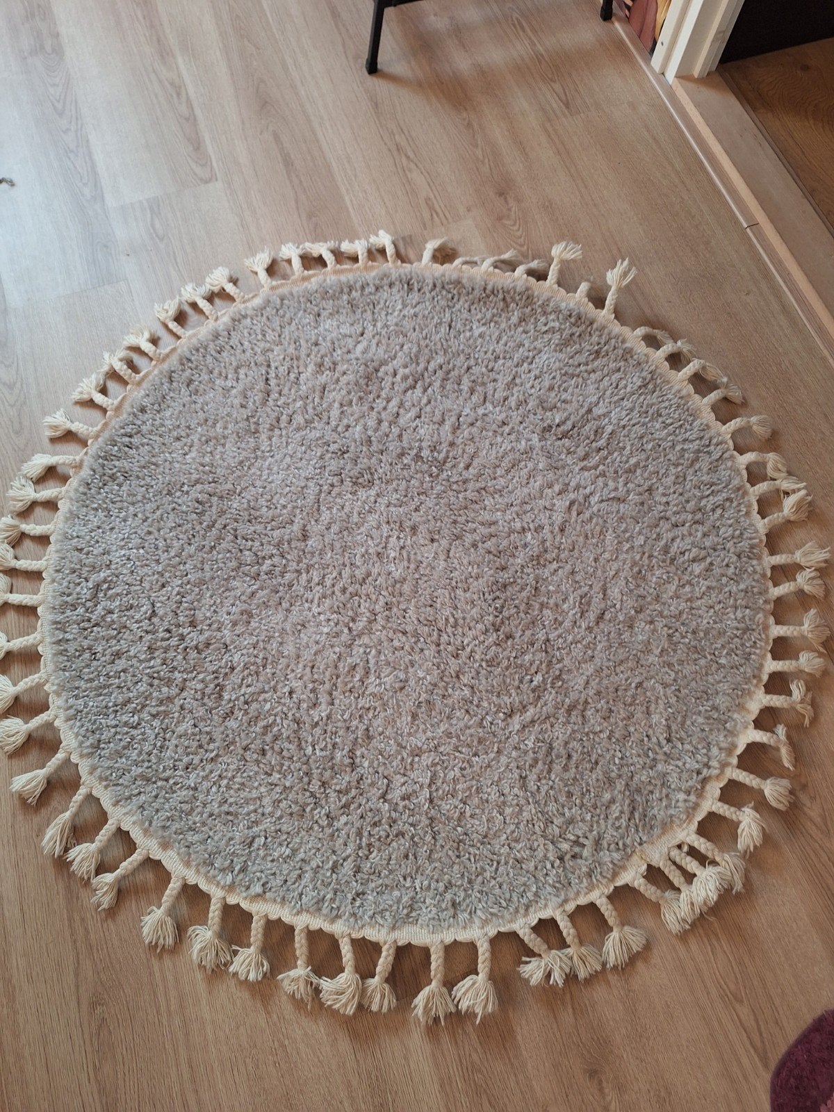 Rond tapijt met franjes - Beige/Grijs, Huis en Inrichting, Ophalen, Gebruikt, 50 tot 100 cm, Boho