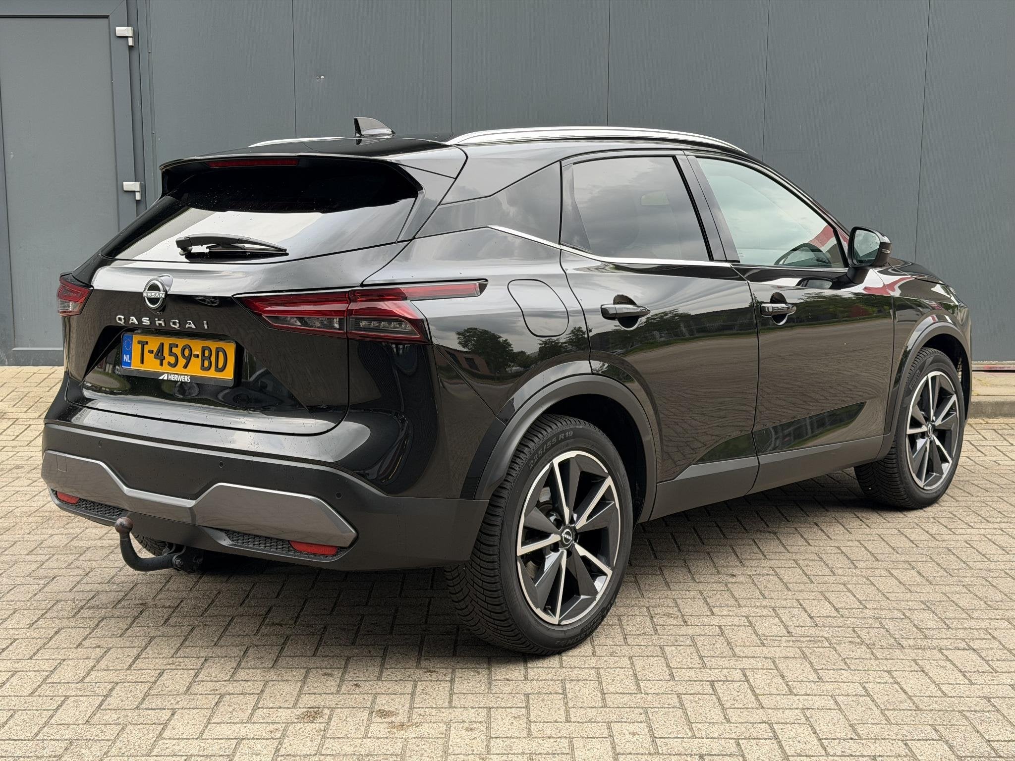 Nissan Qashqai 1.3 MHEV Tekna / Trekhaak / Panoramadak / HUD, Auto's, Voorwielaandrijving, 1304 kg, Gebruikt, Euro 6