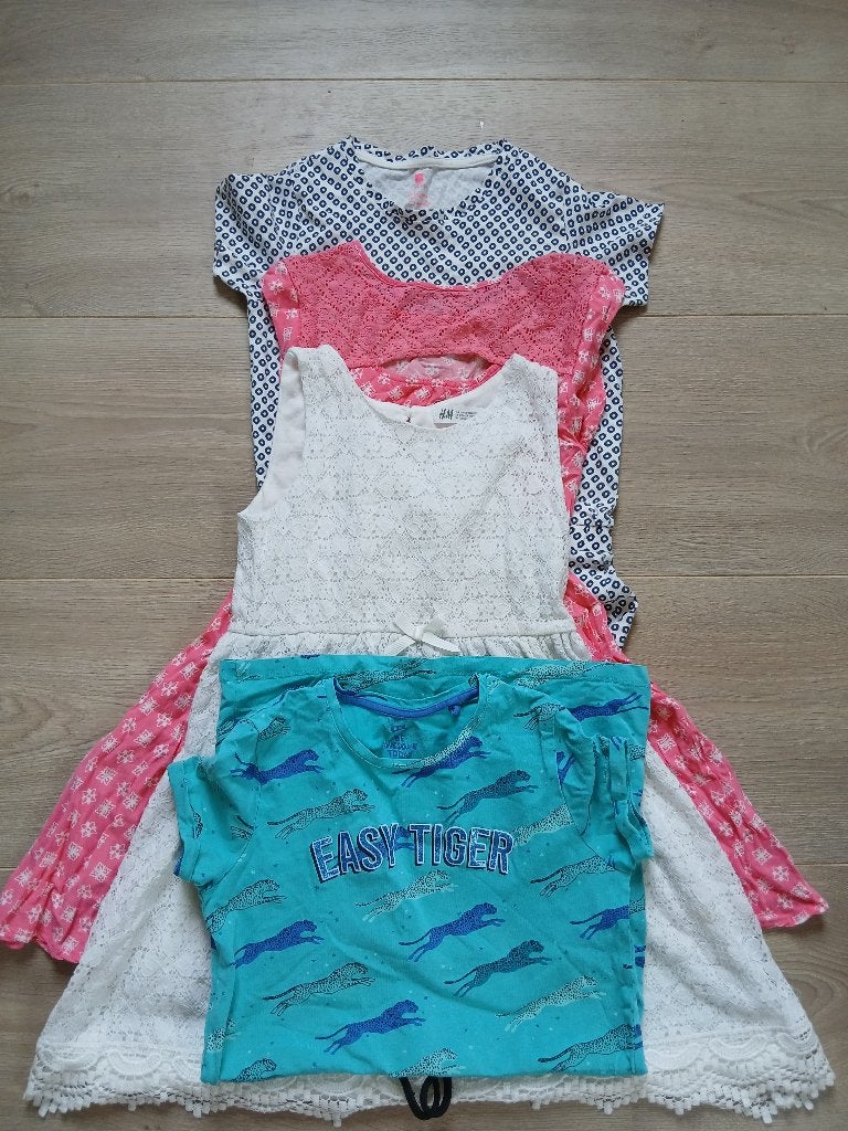 Zomer jurkjes maat 134/140, Kinderen en Baby's, Kinderkleding | Kinder-kledingpakketten, Ophalen of Verzenden, Zo goed als nieuw