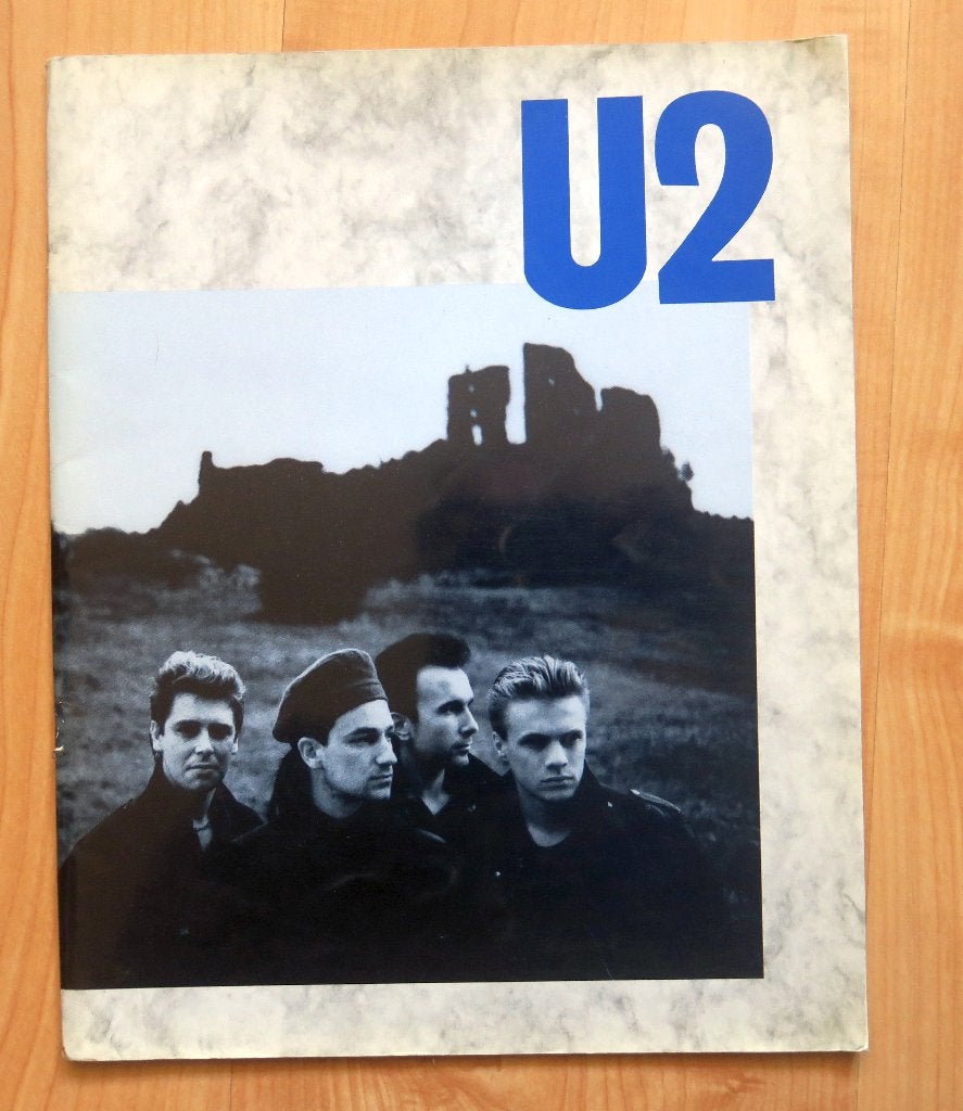 U2 Unforgettable Fire programmaboek 1984 Bono The Edge, Ophalen of Verzenden, Zo goed als nieuw, Artiest